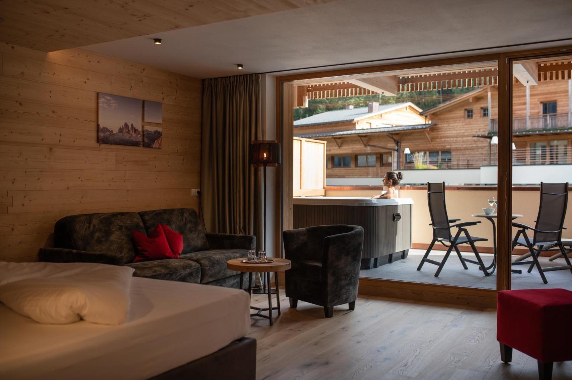 Alpine Nature Hotel Stoll Planca di Sopra Exterior photo
