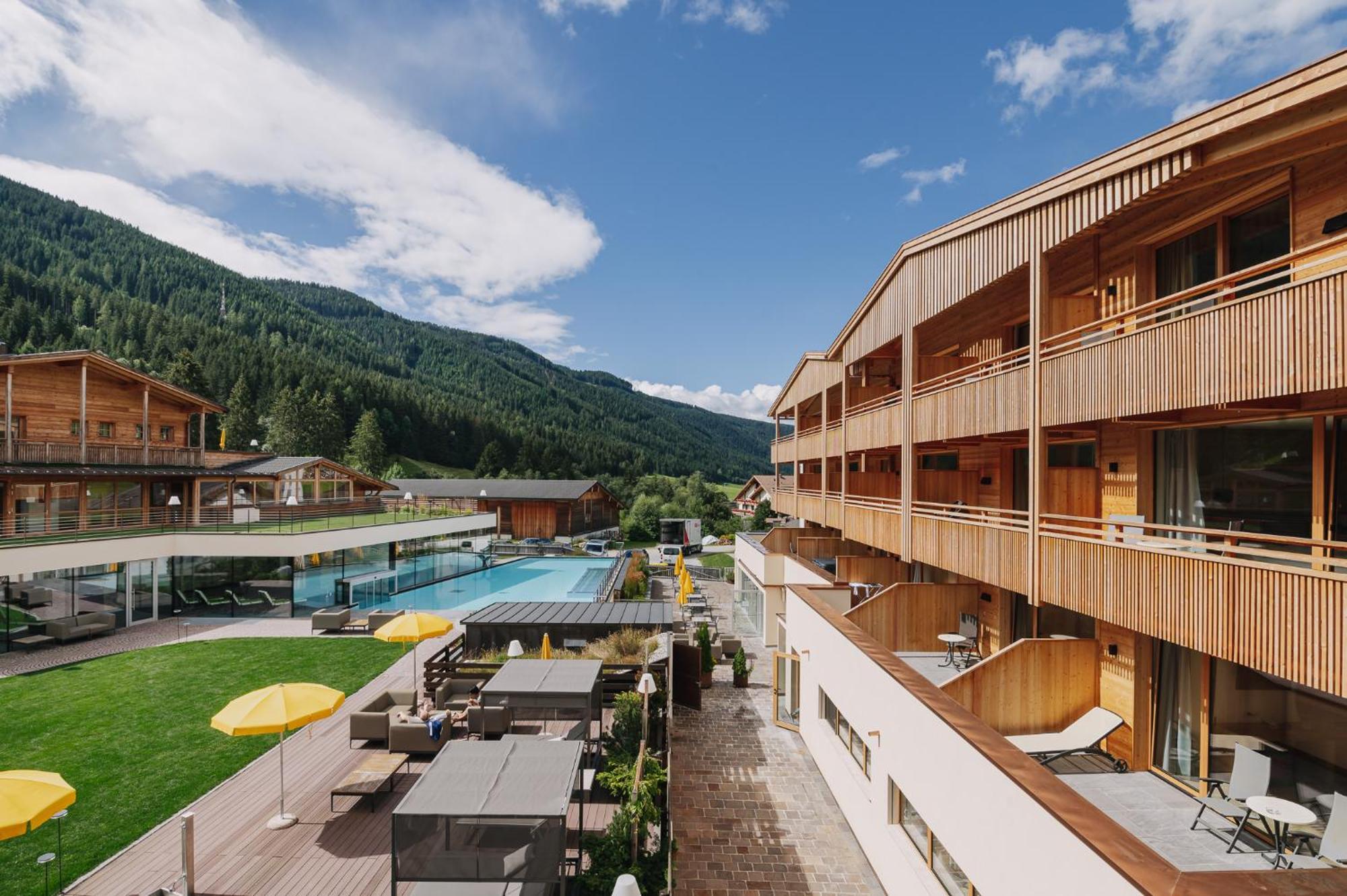 Alpine Nature Hotel Stoll Planca di Sopra Exterior photo